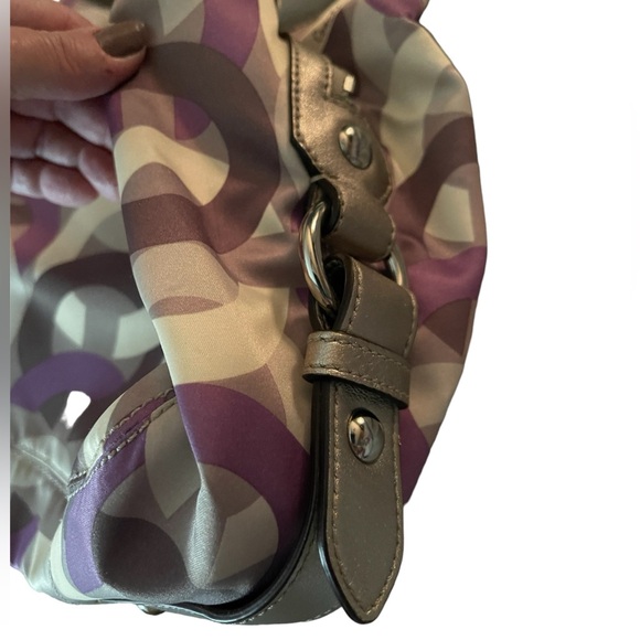 RARE COACH Poppy Like new Madison signature shoulder bag, purple, cream, gray - Picture 11 of 16